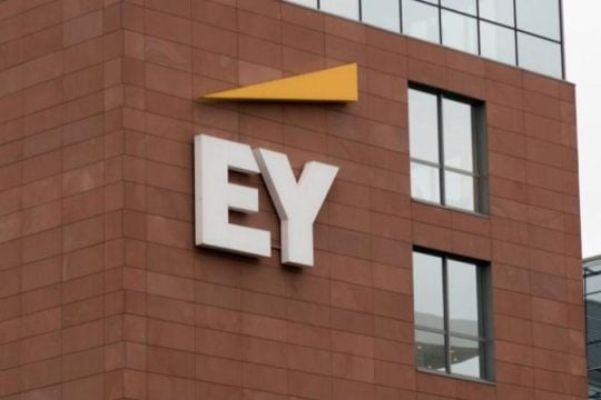 Η Ernst & Young Ελλάδος πιστοποιήθηκε με το ISO/IEC 42001:2023